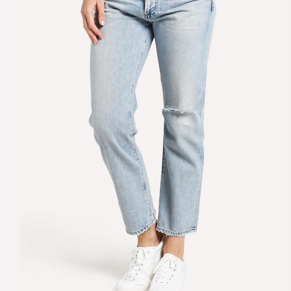 Citizens of Humanity Premium Vintage Jeans
McKenzie Curved Straight-leg Size 27